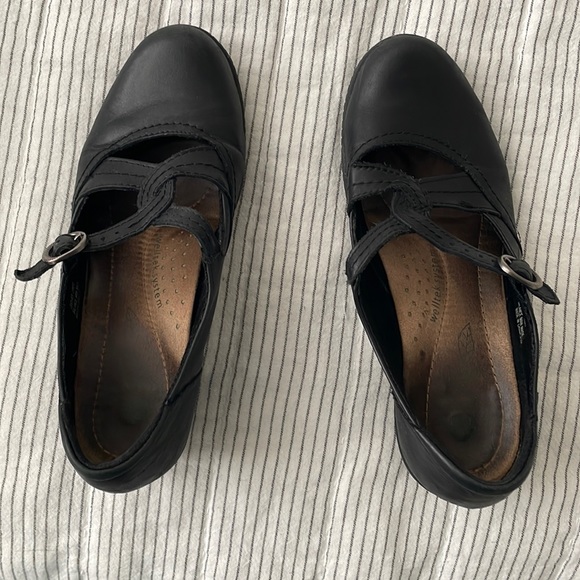 Earth Origins Shoes Earth Origins Cushioned Shoes With Chunky Heel